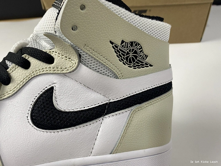 Air CT0979-002 - Jordan CMFT Zoom (W) High Sail 1 0408